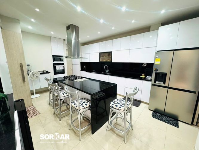 Casa de 3 alcobas en venta en Villa Santos, Barranquilla, 245 m² · foto 5 de 17