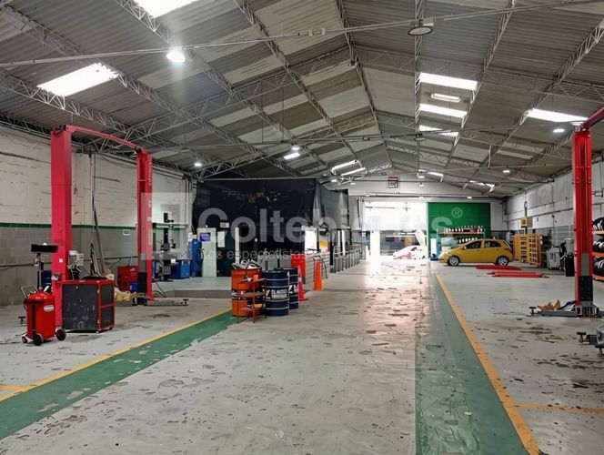 Bodega en arriendo en San Diego, Medellín, 800 m² · foto 5 de 11