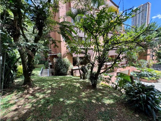 Apartamento de 4 alcobas en venta en San Lucas, Medellín, 280 m² · foto 7 de 24