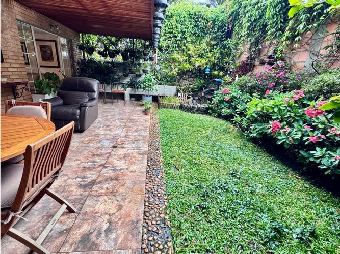 Casa de 3 alcobas en venta en La Pradera, Envigado, 163 m² · foto 14 de 24