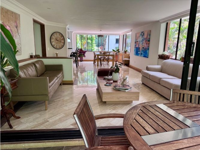 Apartamento de 4 alcobas en venta en San Lucas, Medellín, 280 m² · foto 9 de 24
