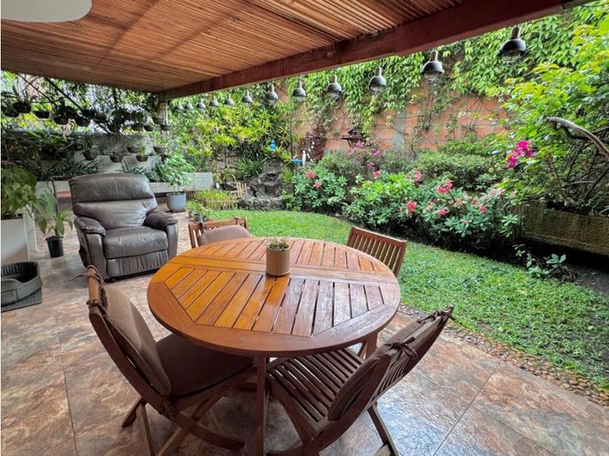 Casa de 3 alcobas en venta en La Pradera, Envigado, 163 m² · foto 16 de 24
