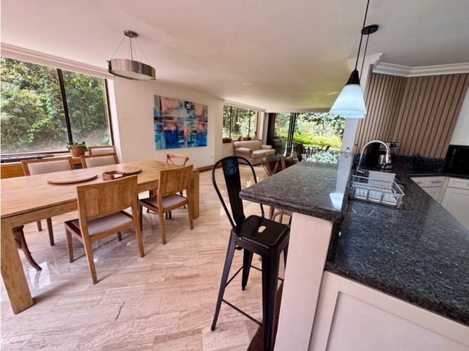 Apartamento de 4 alcobas en venta en San Lucas, Medellín, 280 m² · foto 12 de 24
