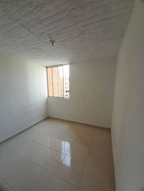 Apartamento de 3 alcobas en venta en Chico, Ibagué, 45 m² · foto 9 de 24
