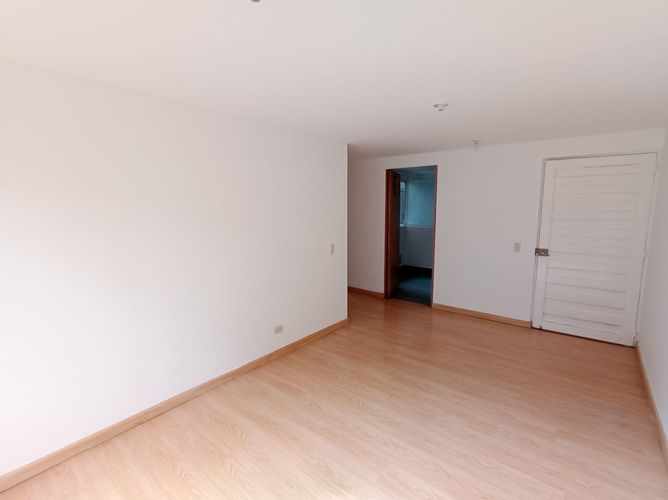 Apartamento de 3 alcobas en venta en San Francisco, Bogotá, 68 m² · foto 4 de 24