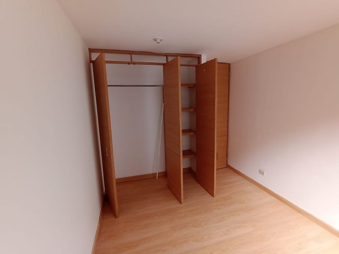 Apartamento de 3 alcobas en venta en San Francisco, Bogotá, 68 m² · foto 14 de 24