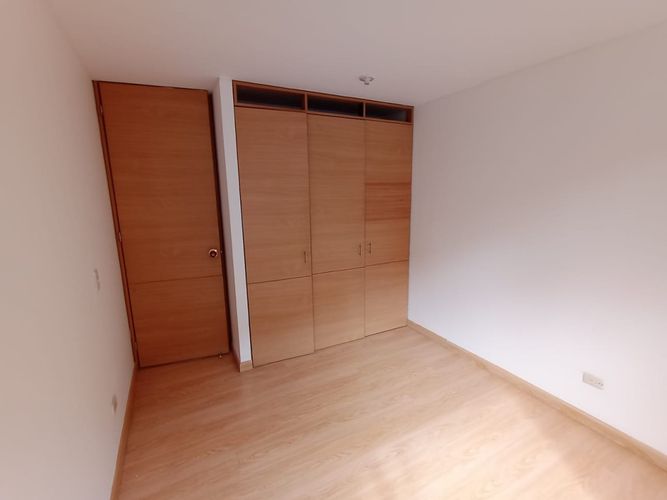 Apartamento de 3 alcobas en venta en San Francisco, Bogotá, 68 m² · foto 16 de 24