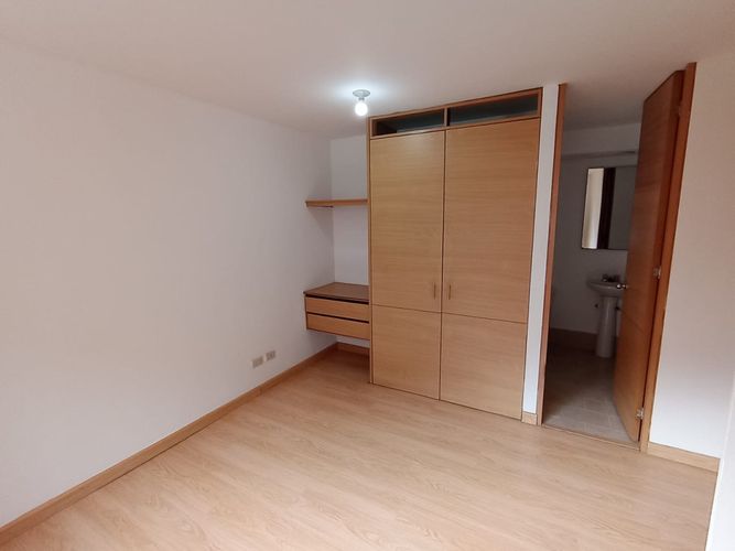 Apartamento de 3 alcobas en venta en San Francisco, Bogotá, 68 m² · foto 20 de 24