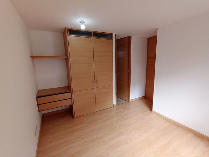 Apartamento de 3 alcobas en venta en San Francisco, Bogotá, 68 m² · foto 21 de 24