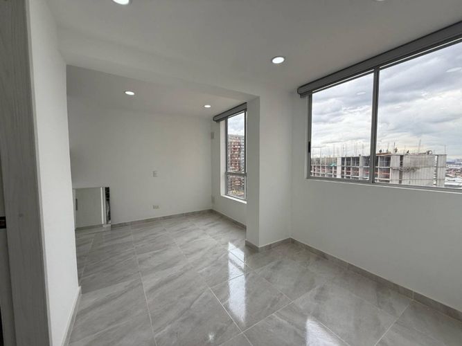 Apartaestudio en venta en Industrial Centenario, Bogotá, 30 m² · foto 6 de 17