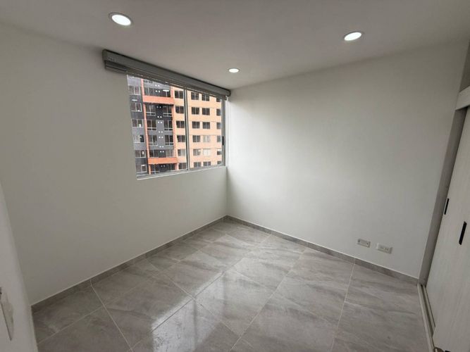 Apartaestudio en venta en Industrial Centenario, Bogotá, 30 m² · foto 8 de 17