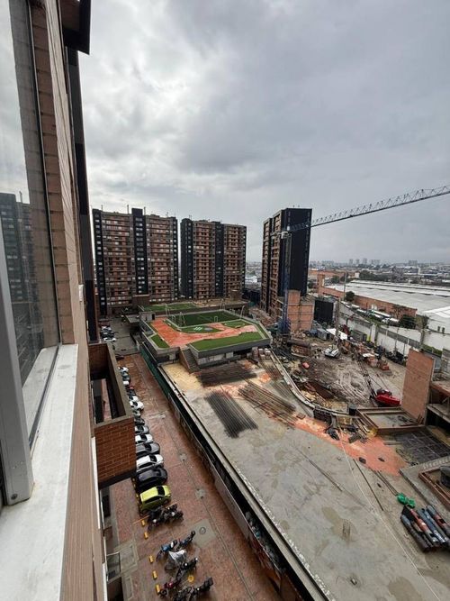 Apartaestudio en venta en Industrial Centenario, Bogotá, 30 m² · foto 13 de 17