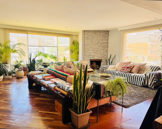 Apartamento de 3 alcobas en venta en Santa Barbara, Bogotá, 203 m² · foto 2 de 21