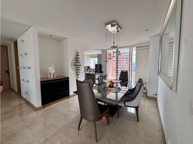 Apartamento de 3 alcobas en venta en La Tomatera, Medellín, 184 m² · foto 5 de 17