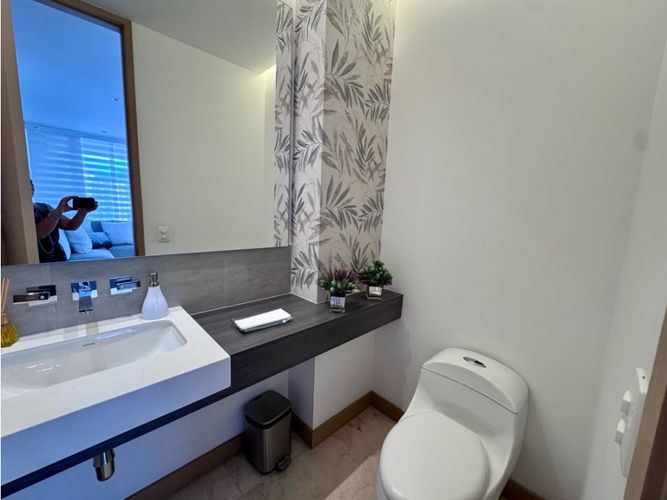 Apartamento de 3 alcobas en venta en La Tomatera, Medellín, 184 m² · foto 6 de 17