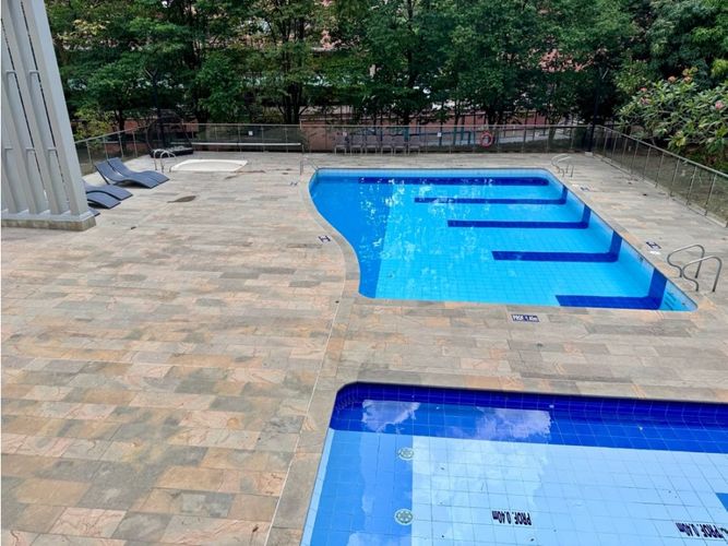 Apartamento de 3 alcobas en venta en La Tomatera, Medellín, 184 m² · foto 9 de 17