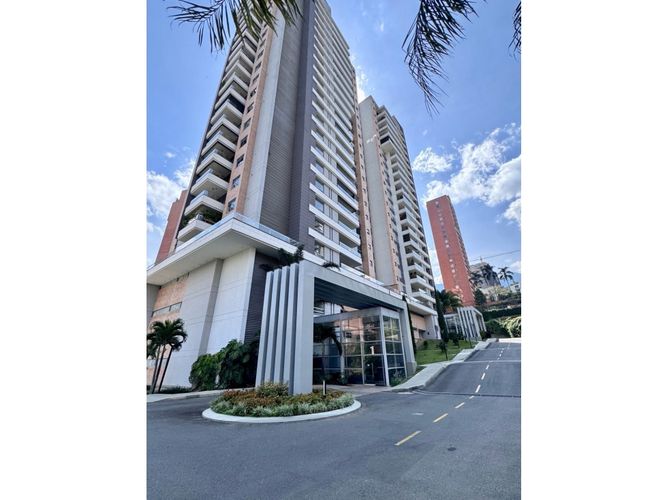 Apartamento de 3 alcobas en venta en La Tomatera, Medellín, 184 m² · foto 17 de 17