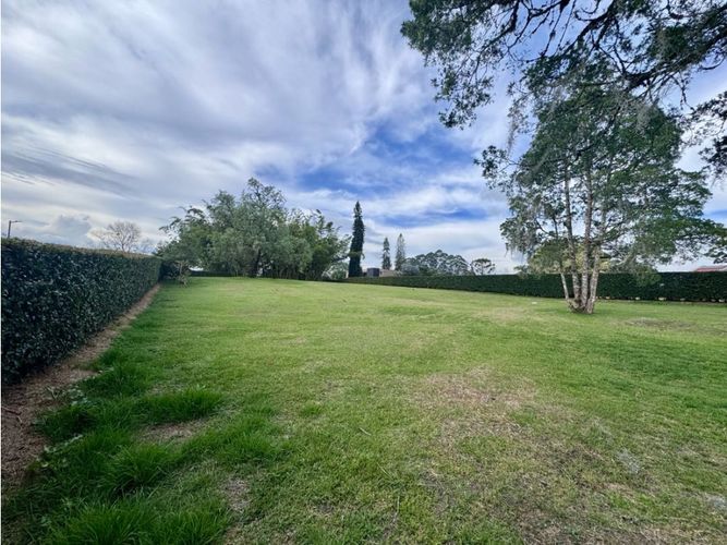 Lote en venta en La Ceja, 2633 m² · foto 2 de 15