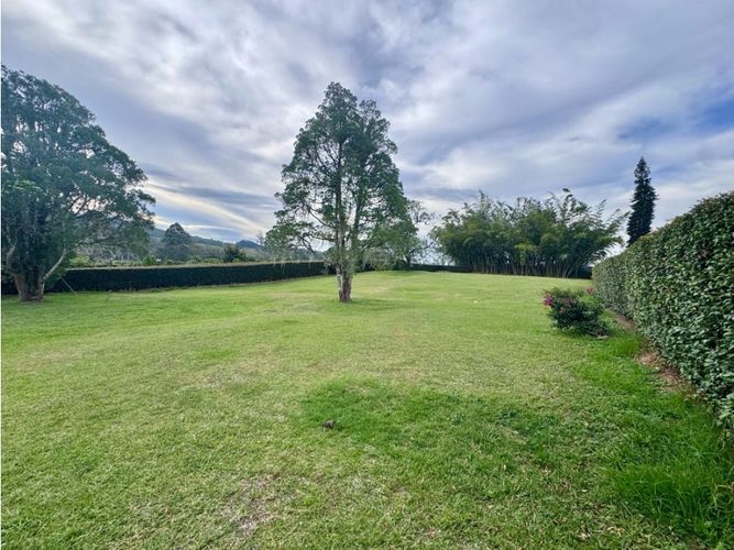 Lote en venta en La Ceja, 2633 m² · foto 4 de 15