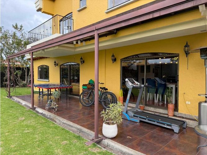 Casa de 4 alcobas en venta en Pueblo Viejo, Cota, 670 m² · foto 3 de 24