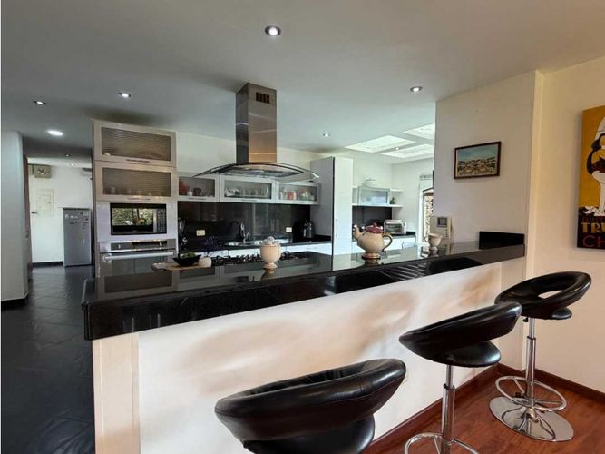 Casa de 4 alcobas en venta en Pueblo Viejo, Cota, 670 m² · foto 8 de 24