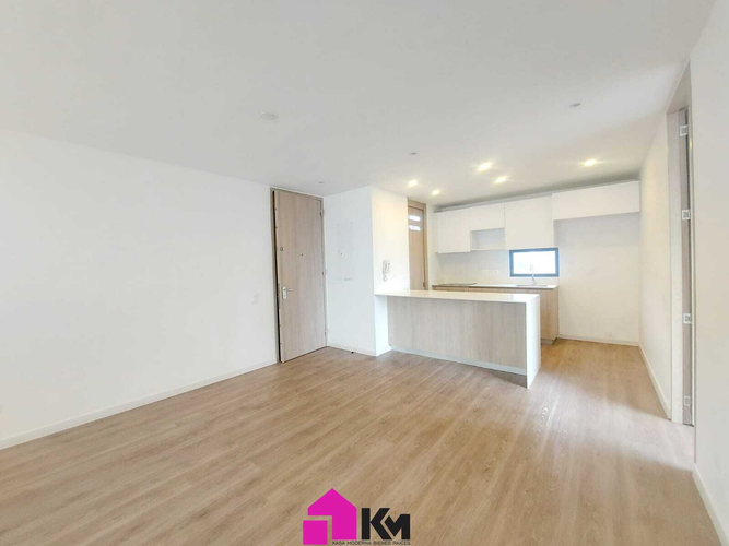 Apartamento de 1 alcoba en venta en Escuela De Infanteria, Bogotá, 62 m² · foto 4 de 24