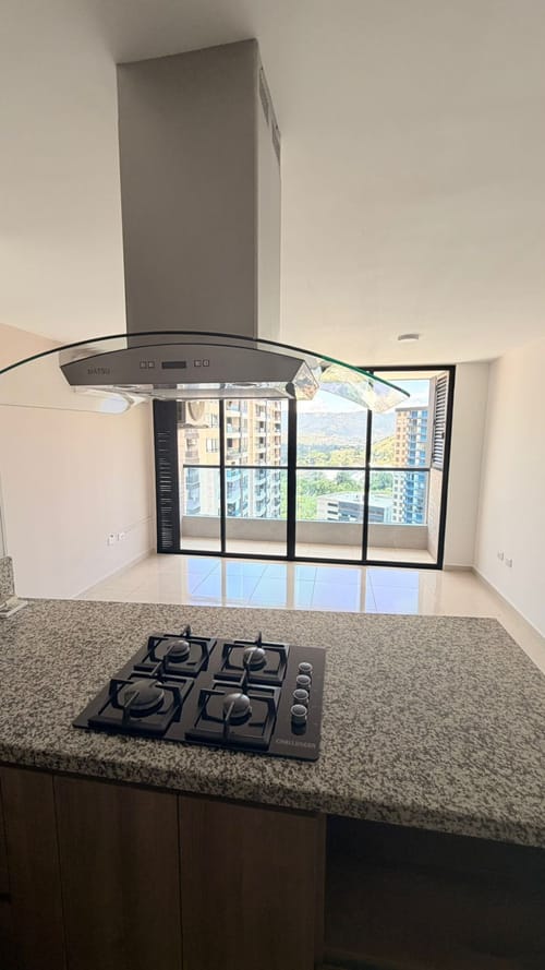 Apartamento de 3 alcobas en venta en El Bosque, Bucaramanga, 80 m² · foto 4 de 19