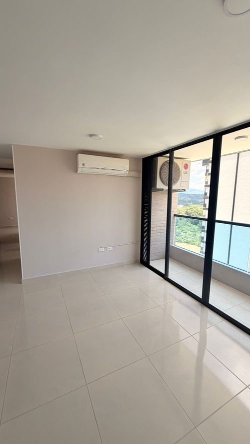 Apartamento de 3 alcobas en venta en El Bosque, Bucaramanga, 80 m² · foto 5 de 19