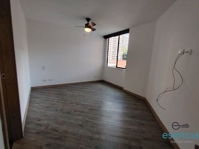 Apartamento de 2 alcobas en arriendo en San Lucas, Medellín, 80 m² · foto 7 de 10