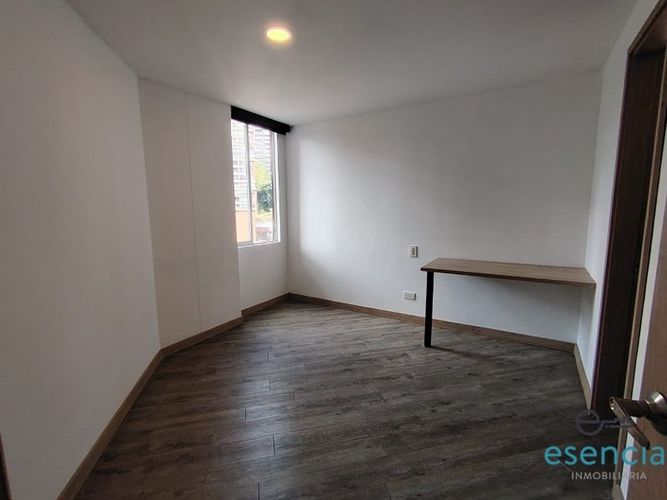 Apartamento de 2 alcobas en arriendo en San Lucas, Medellín, 80 m² · foto 8 de 10