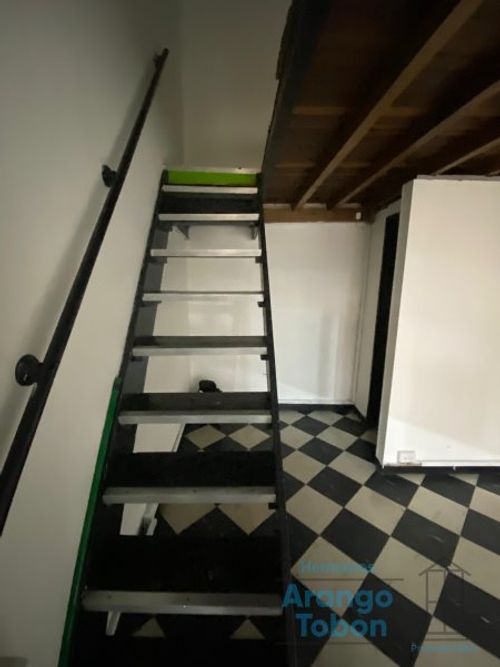 Local en arriendo en La Candelaria, Medellín, 25 m² · foto 3 de 7