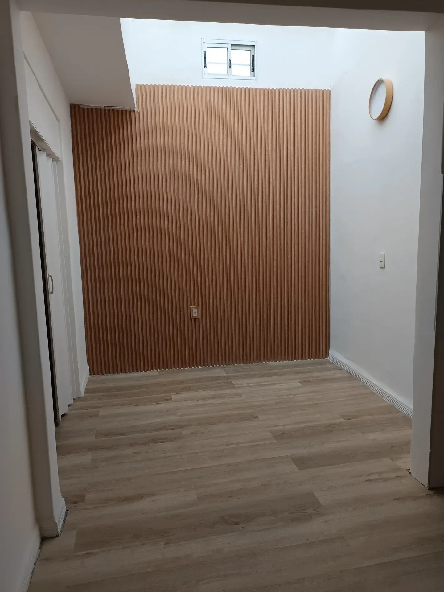 ALQUILER EN AGUADA DE 2 DORMITORIOS, POR ESCALERA, AZOTEA EXCLUSIVA, SIN GASTOS COMUNES