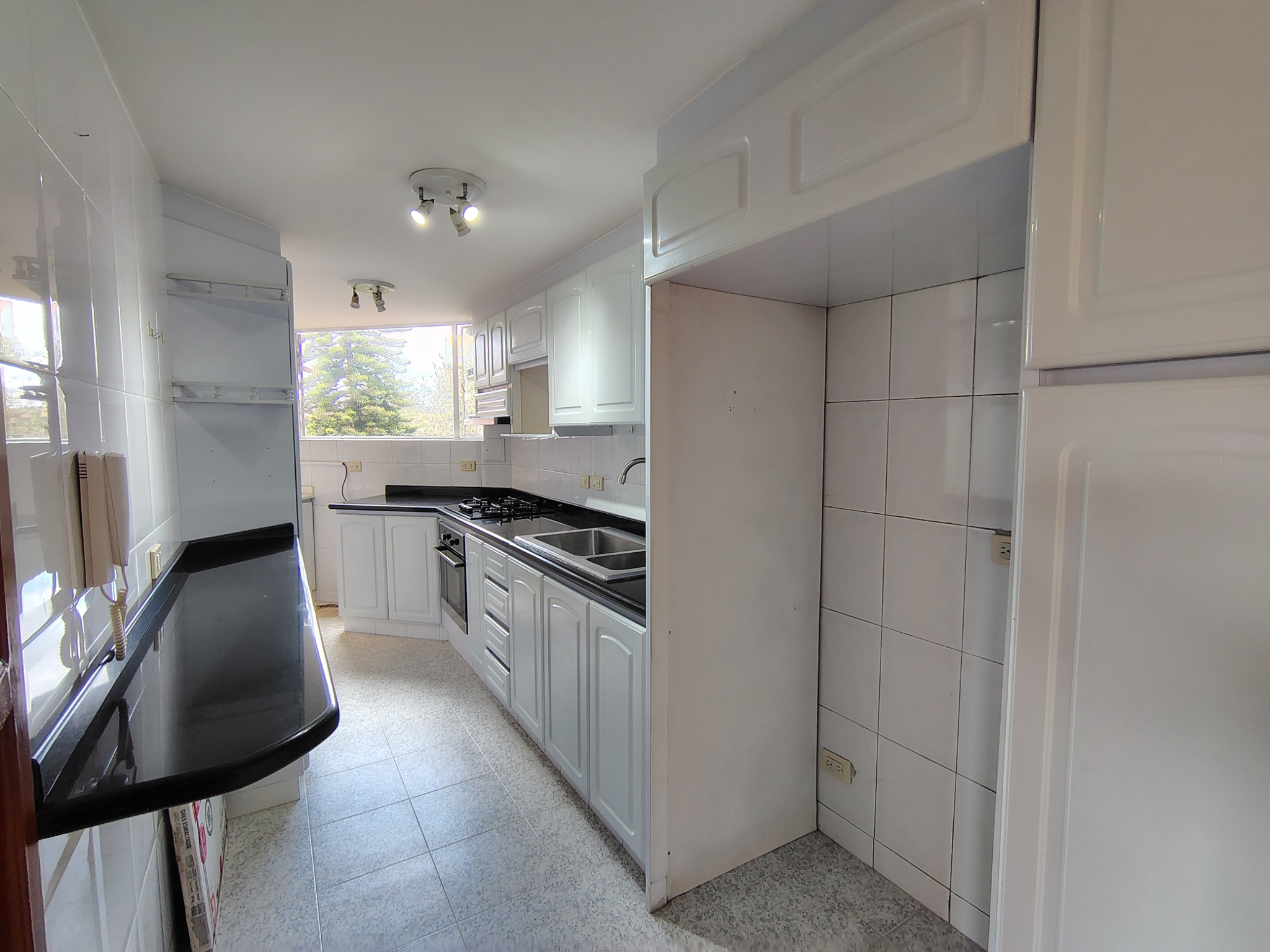 Apartamento en venta en La Calleja, Bogotá · foto 4 de 24