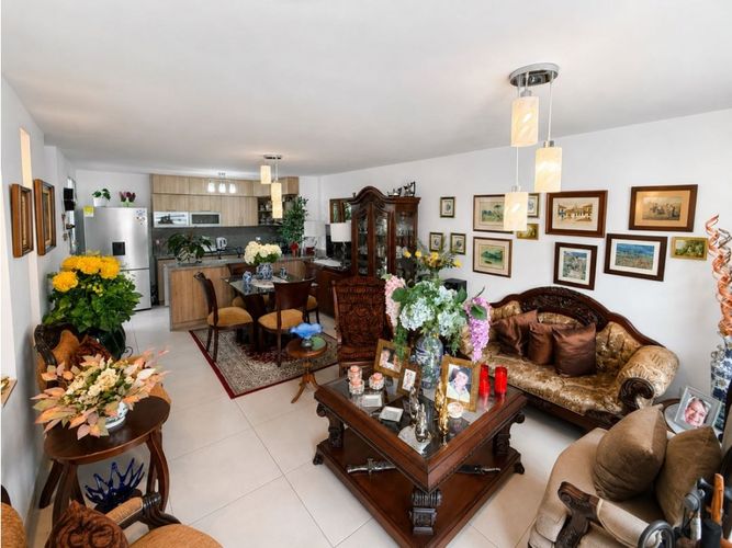 Casa de 3 alcobas en venta en La Ceja, 135 m² · foto 3 de 16