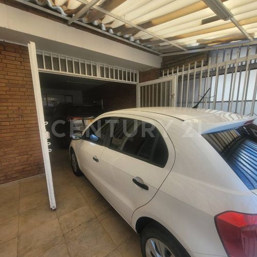 Apartamento de 5 alcobas en arriendo en Normandia, Bogotá, 310 m² · foto 12 de 24