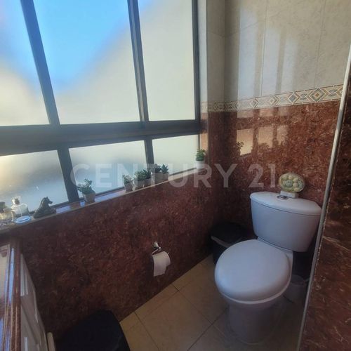 Apartamento de 5 alcobas en arriendo en Normandia, Bogotá, 310 m² · foto 19 de 24