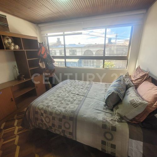 Apartamento de 5 alcobas en arriendo en Normandia, Bogotá, 310 m² · foto 21 de 24