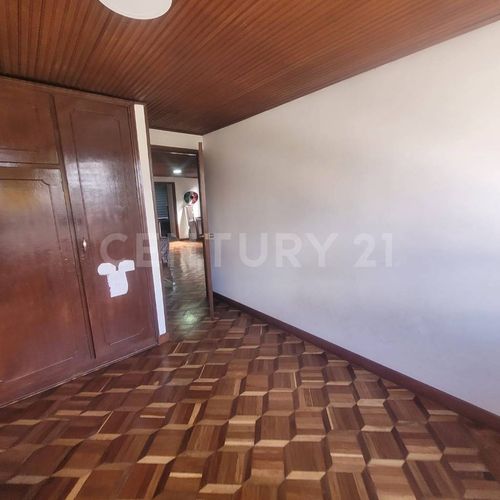 Apartamento de 5 alcobas en arriendo en Normandia, Bogotá, 310 m² · foto 23 de 24