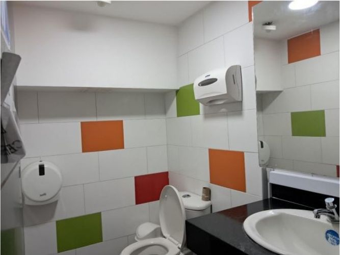 Local en venta en Cabecera Del Llano, Bucaramanga, 168 m² · foto 6 de 8