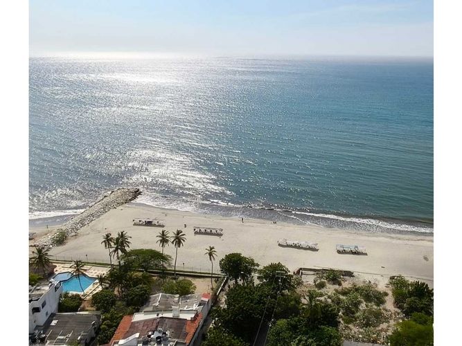 Casa de 4 alcobas en venta en Ub Salguero, Santa Marta, 700 m² · foto 2 de 24