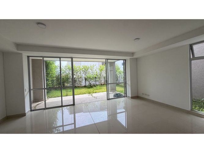 Casa de 3 alcobas en venta en Alfaguara, Jamundí, 164 m² · foto 6 de 17
