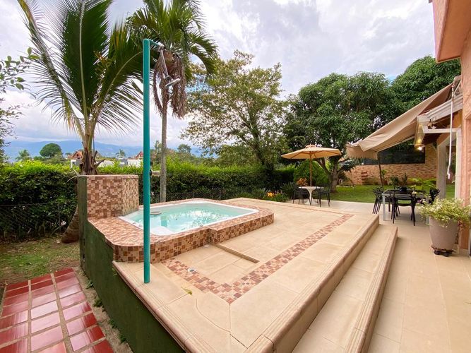 Casa de 4 alcobas en venta en Ruitoque Condominio, Floridablanca, 368 m² · foto 6 de 24