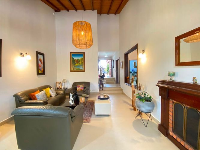 Casa de 4 alcobas en venta en Ruitoque Condominio, Floridablanca, 368 m² · foto 23 de 24