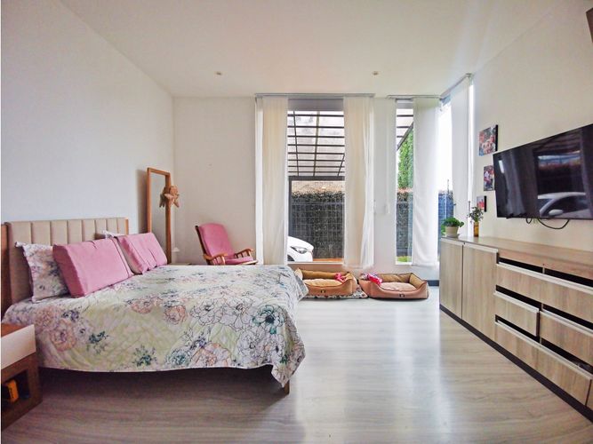 Casa de 4 alcobas en venta en La Diana, Sopó, 396 m² · foto 8 de 21