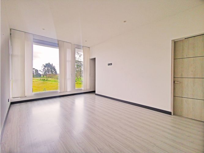 Casa de 4 alcobas en venta en La Diana, Sopó, 396 m² · foto 16 de 21