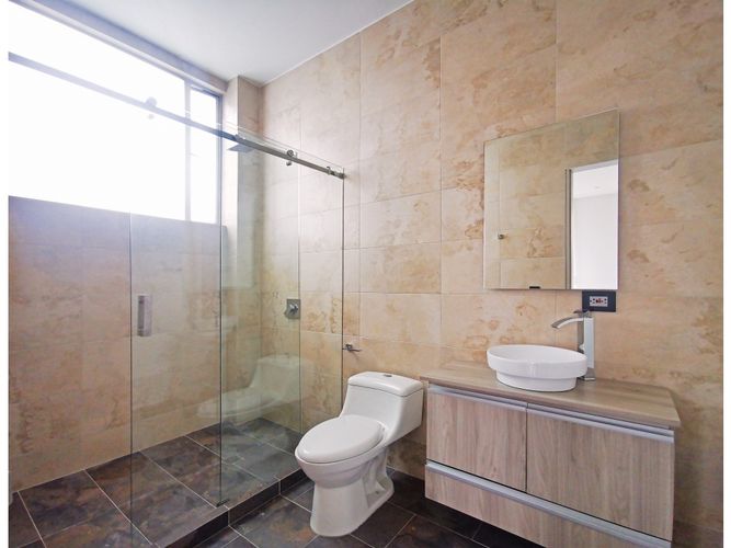 Casa de 4 alcobas en venta en La Diana, Sopó, 396 m² · foto 18 de 21