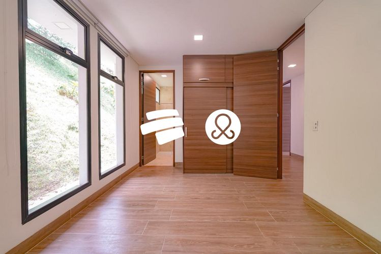 Casa de 3 alcobas en venta en Loma Del Escobero, El Retiro · foto 17 de 24