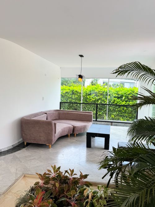 Casa de 6 alcobas en arriendo en Miraflores, Girardot, 300 m² · foto 14 de 24