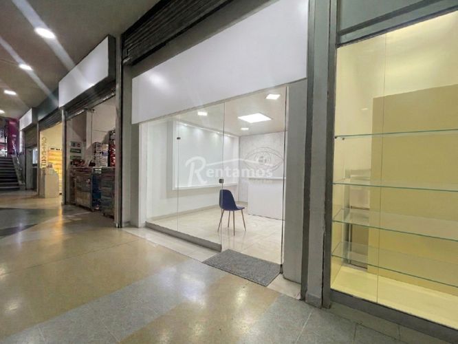 Local en venta en La Candelaria, Medellín, 24 m² · foto 6 de 11