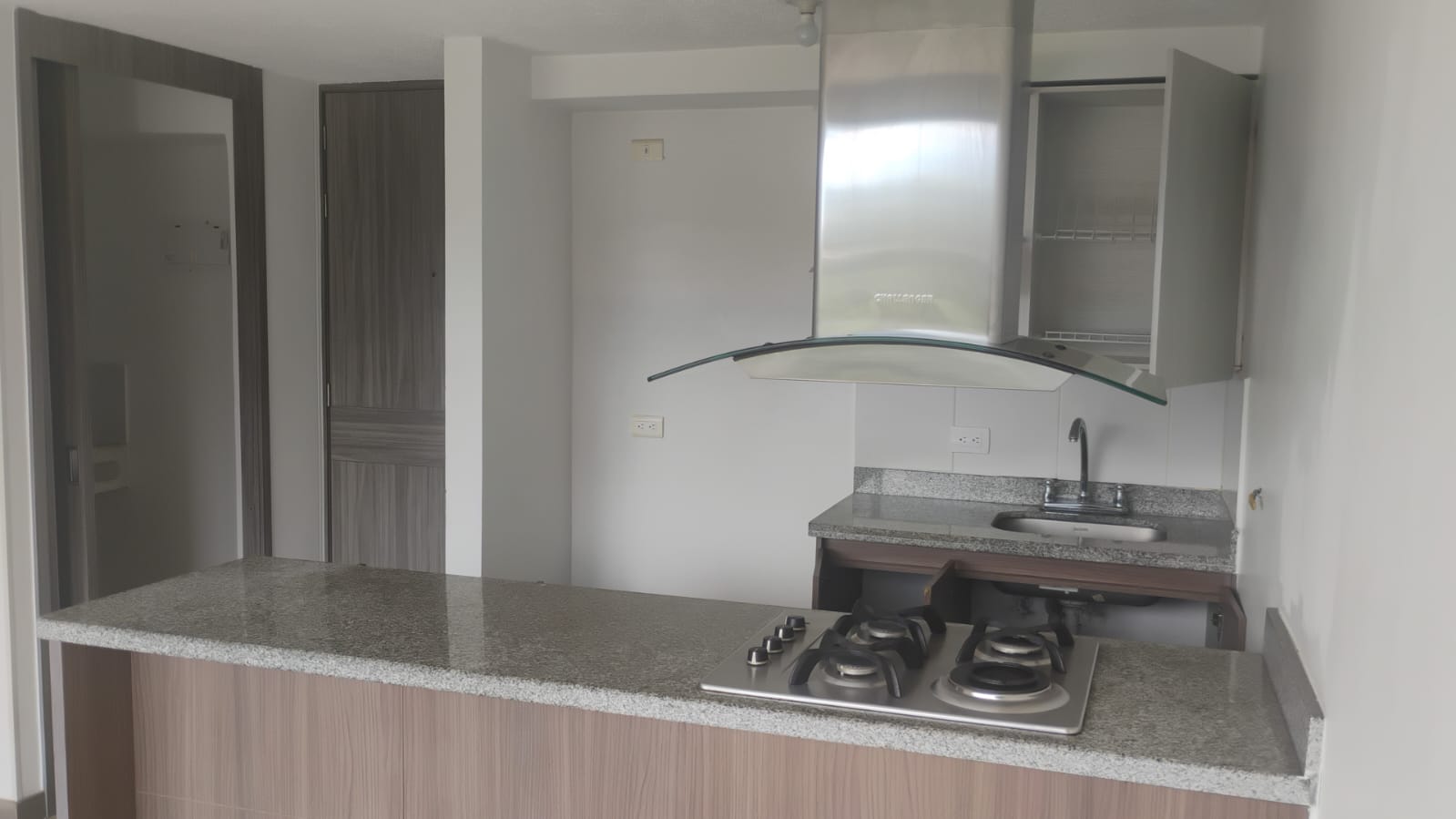 Apartamento en arriendo en El Faro, Rionegro · foto 3 de 9
